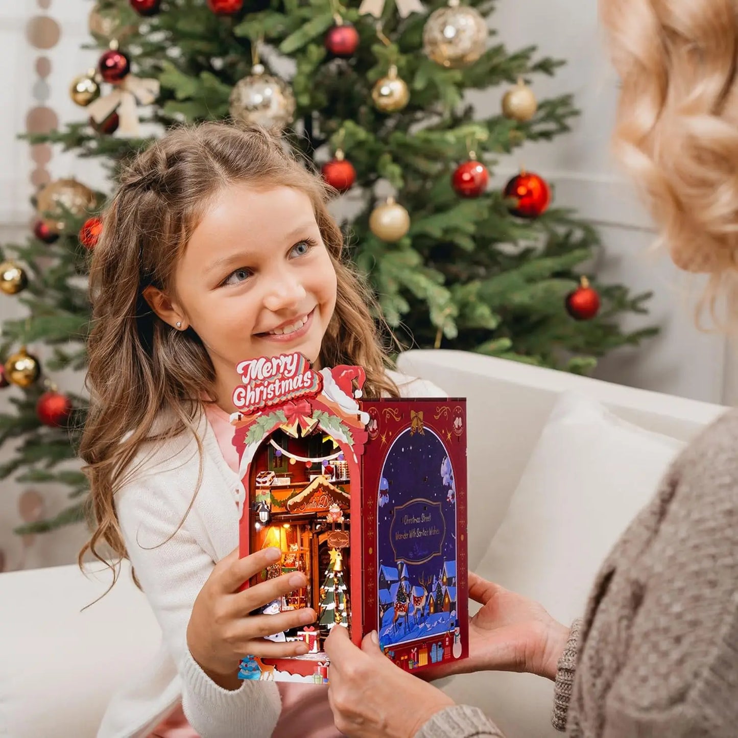 Robotime Book Nook Christmas House Kit